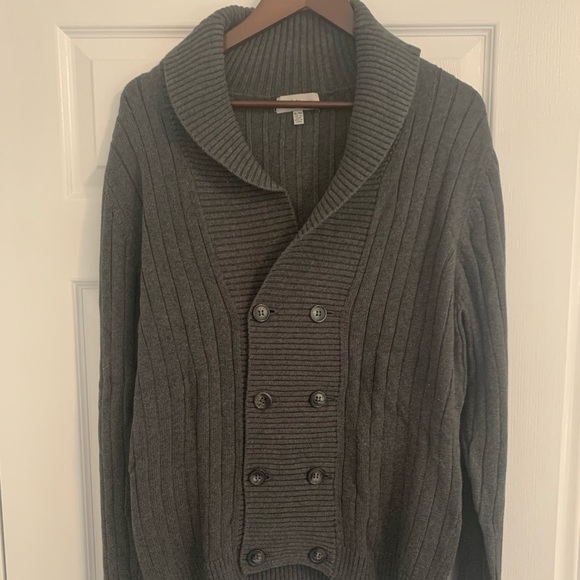 Le Chateau Cardigan - Picture 1 of 2